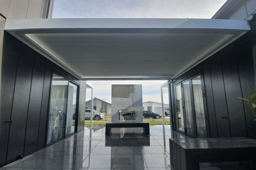 Opening louvre roof with LED lighting