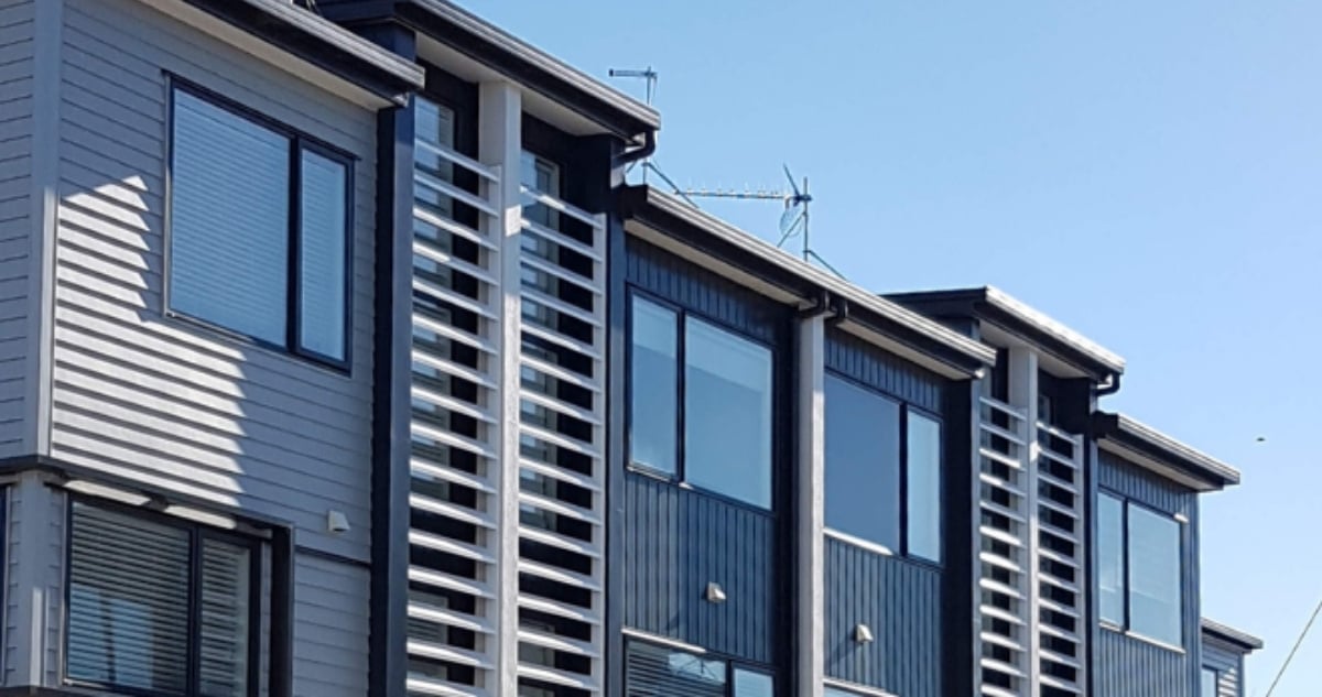 Facade project for townhouse by Aurae