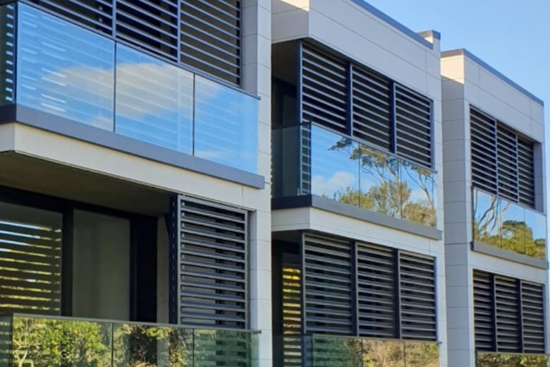 Sliding Louvres