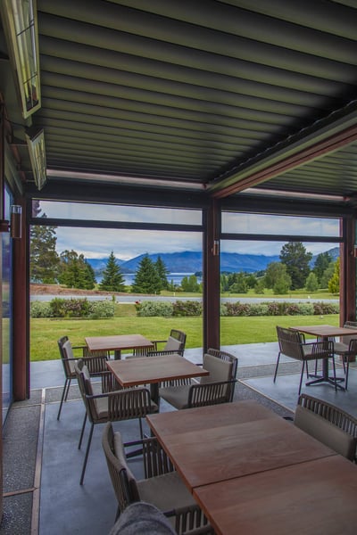 Cafe with louvre roof and outdoor heating