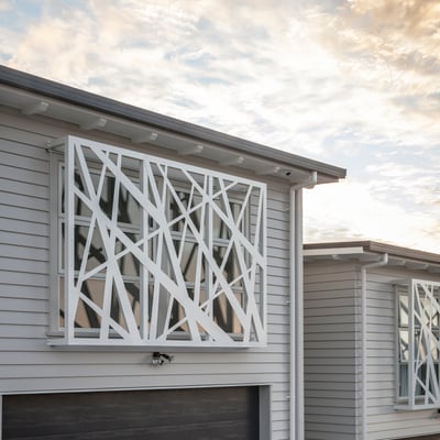 Custom louvre screens