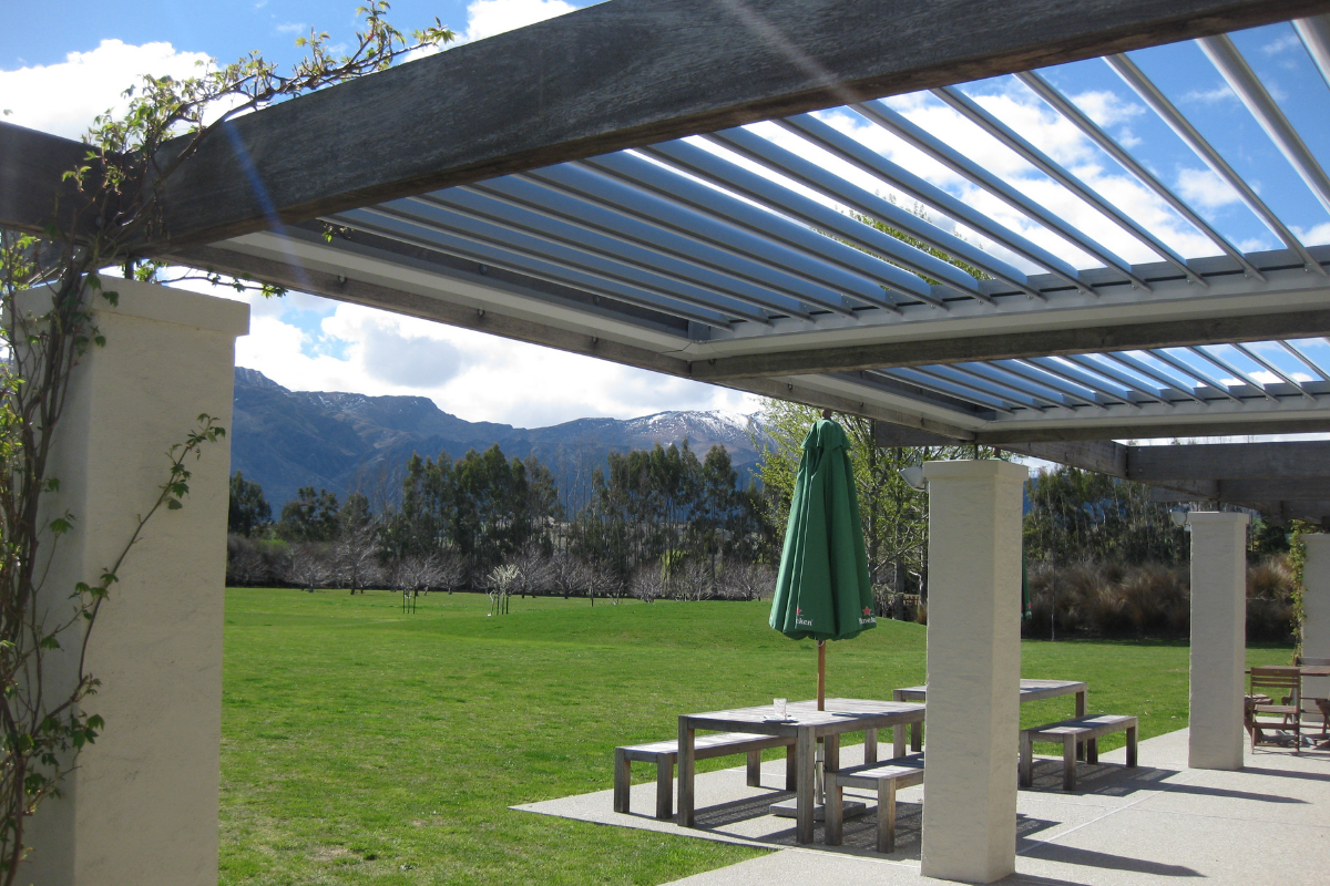 Louvre blades explained Aurae