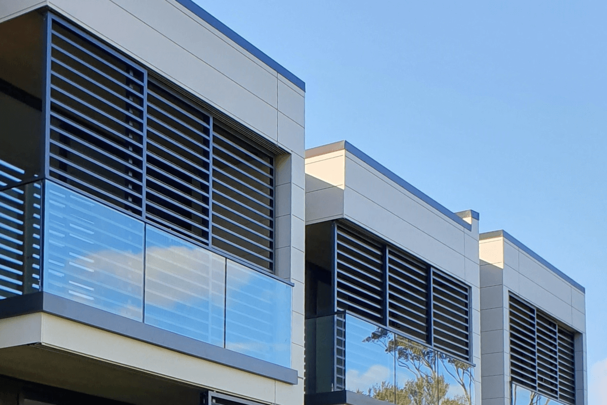 Aurae window shutters for privacy