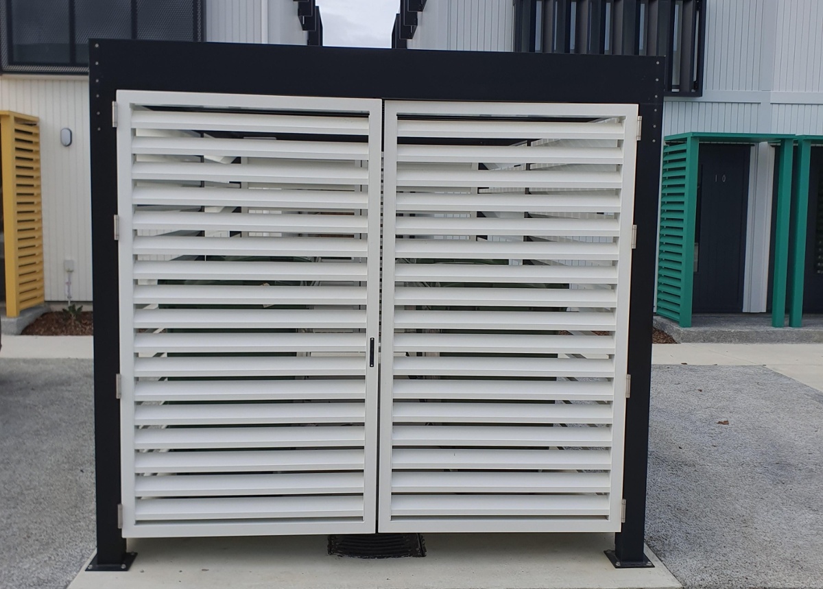 Closed bin screens