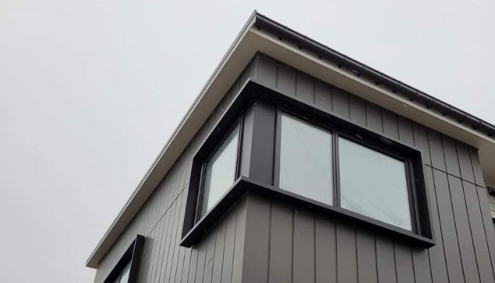 Black powder-coated Aurae window shroud